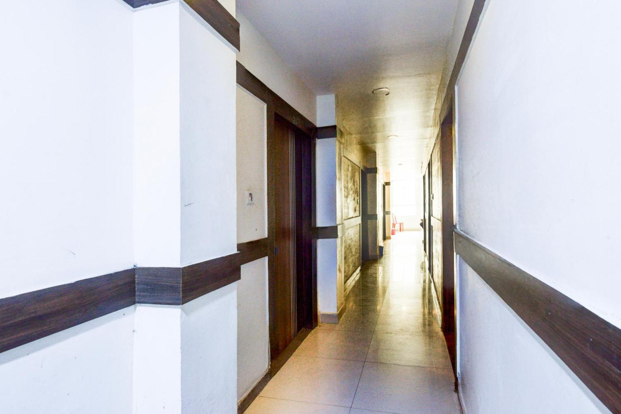 Hotel O Asian Residency Хидерабад Екстериор снимка